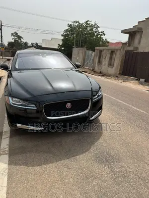 Jaguar XE 2017 Black