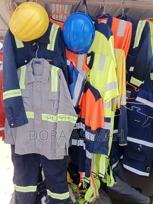 Working Gears and Safety Boot and Reflector