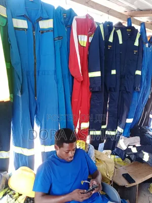 Working Gears and Safety Boot and Reflector
