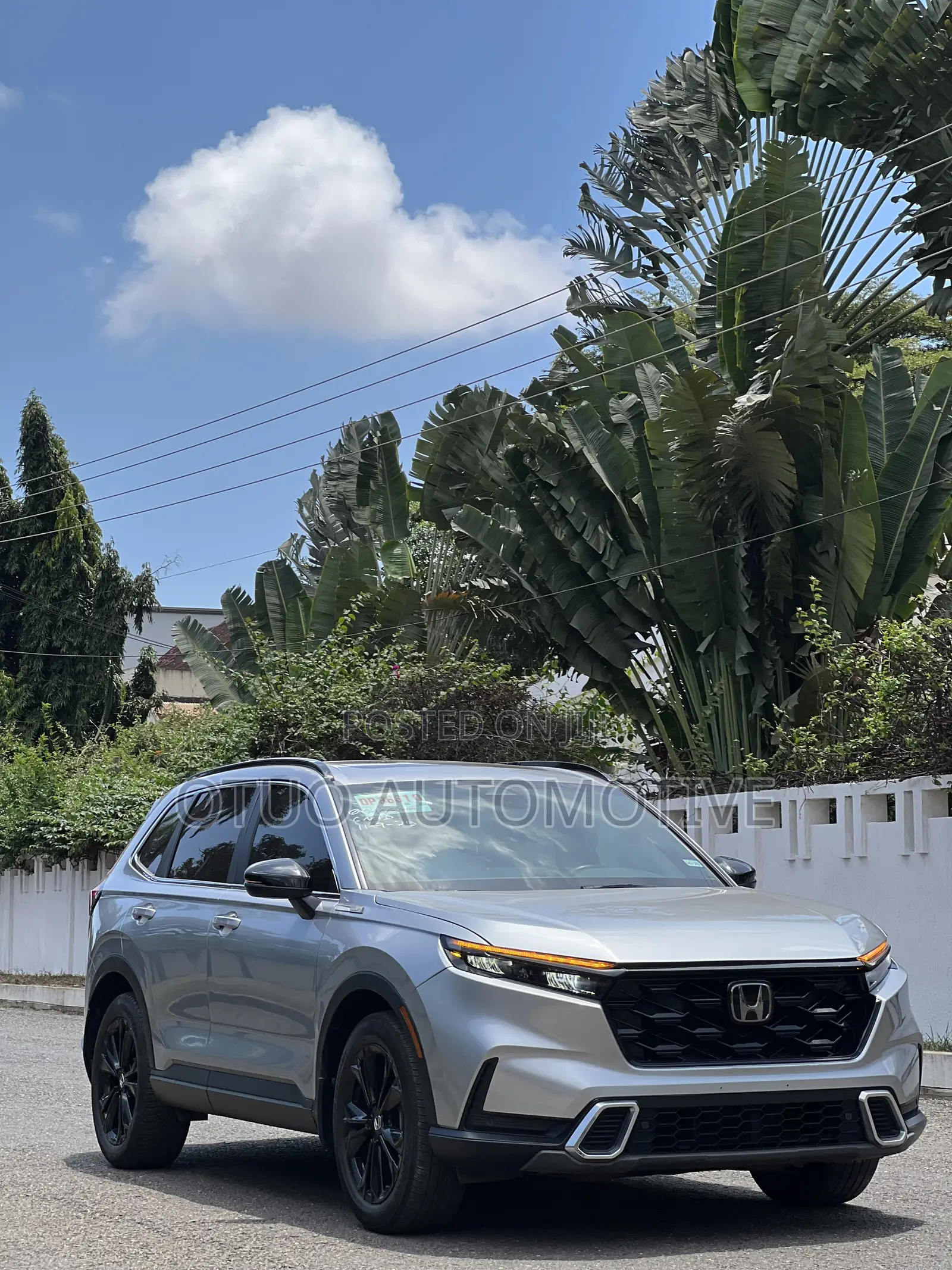Honda CR-V Hybrid 2023 Silver