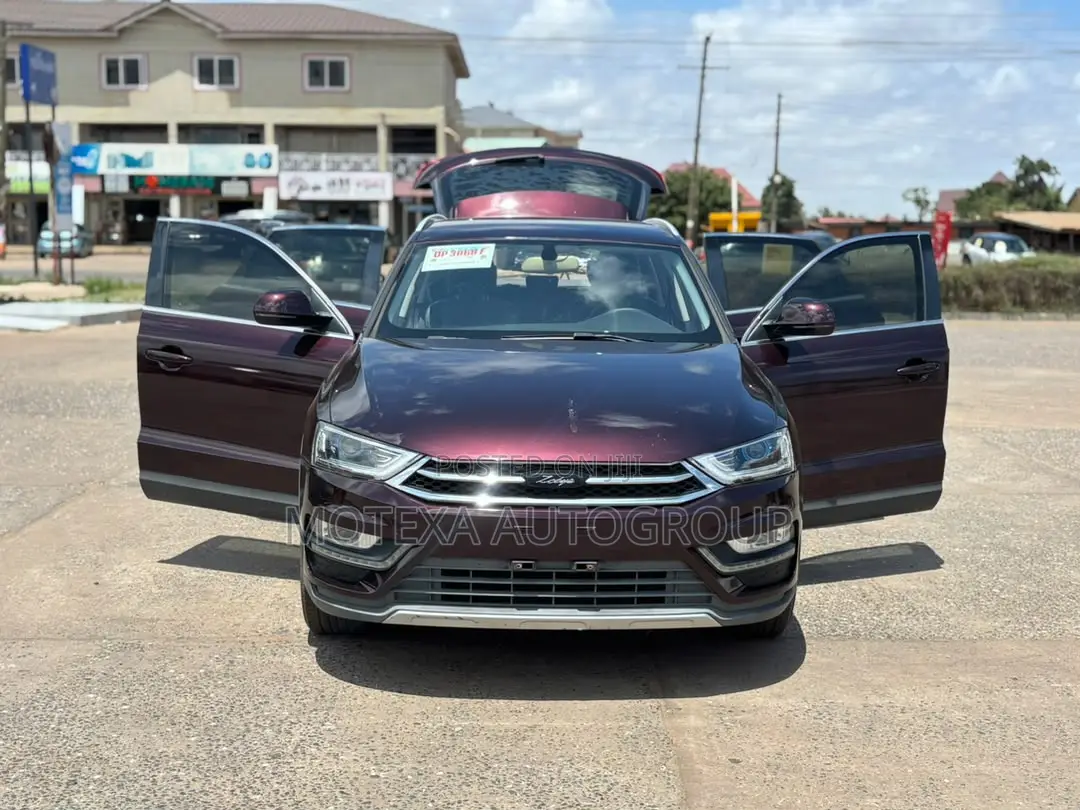Zotye SR7 2017 Brown