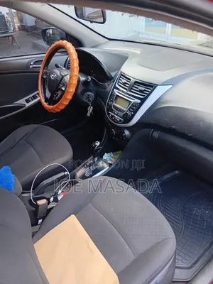 Hyundai Accent 2016 Red