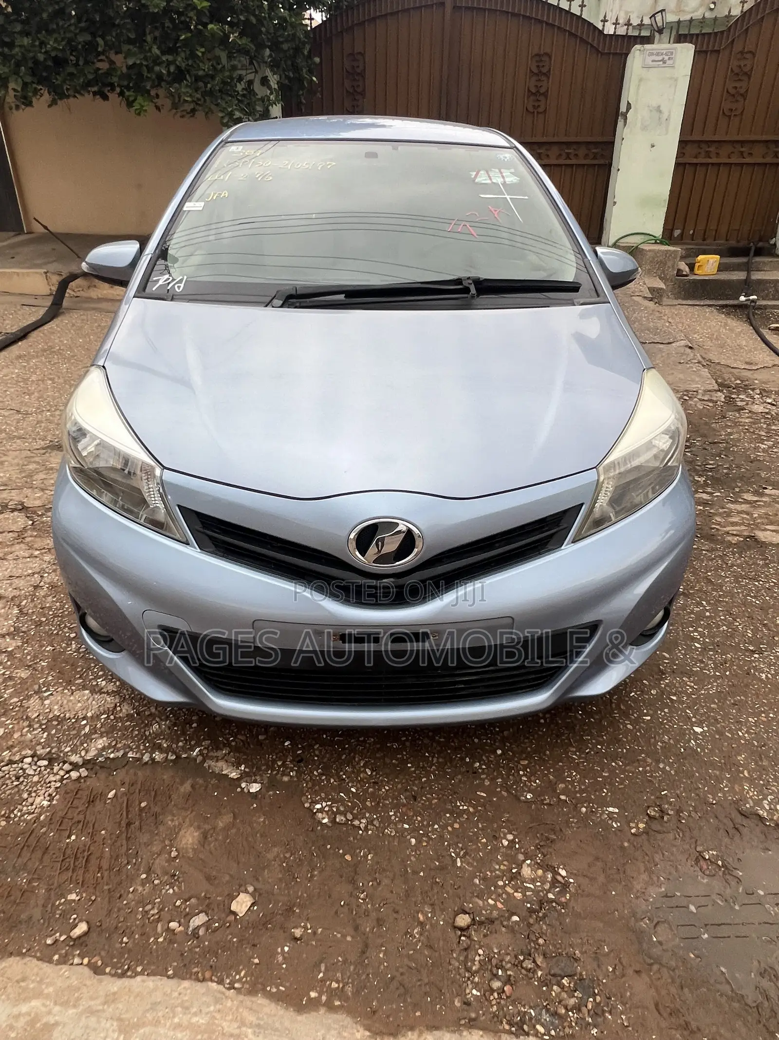 Toyota Vitz 1.5 FWD 3dr 2013 Blue