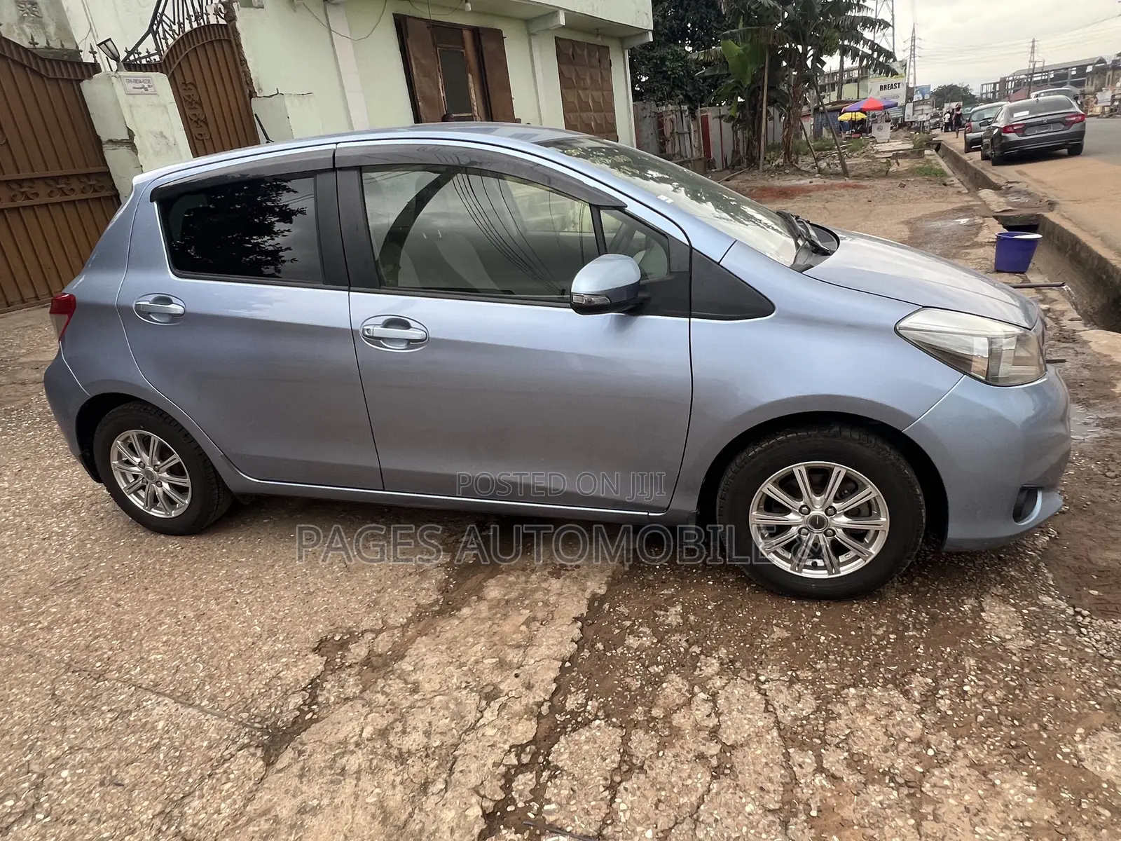 Toyota Vitz 1.5 FWD 3dr 2013 Blue