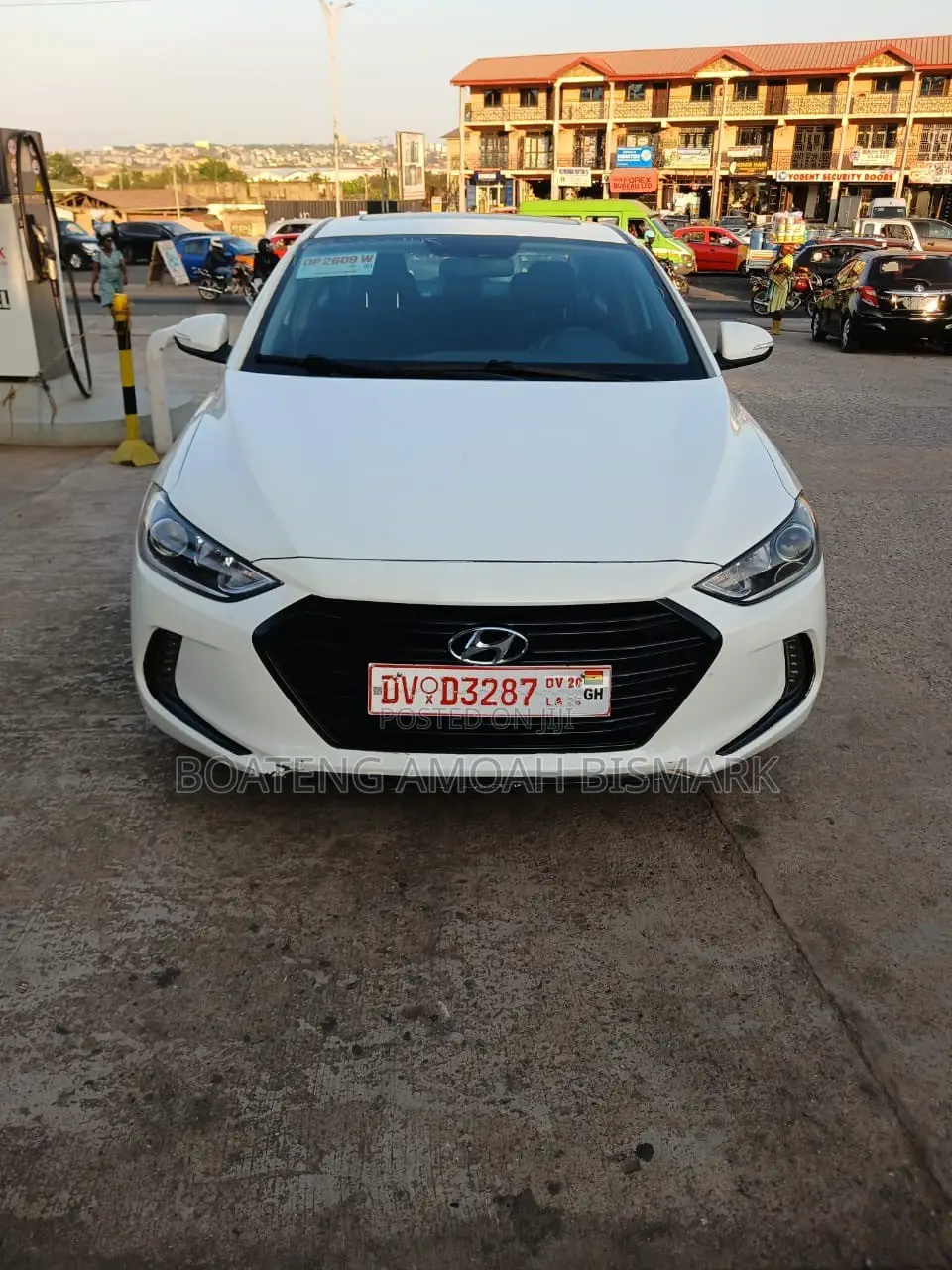 Hyundai Elantra 2018 White
