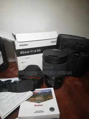Sigma Len 85mm F1.4 Canon