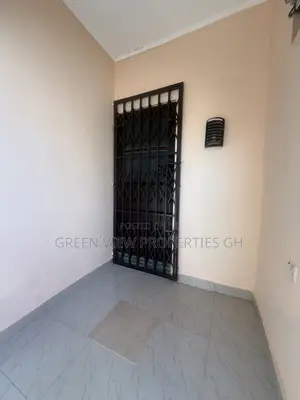 1bdrm Room & Parlour in West Hills Mall Area for rent