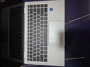 Laptop HP EliteBook 1040 G8 16GB Intel Core i7 SSD 500GB