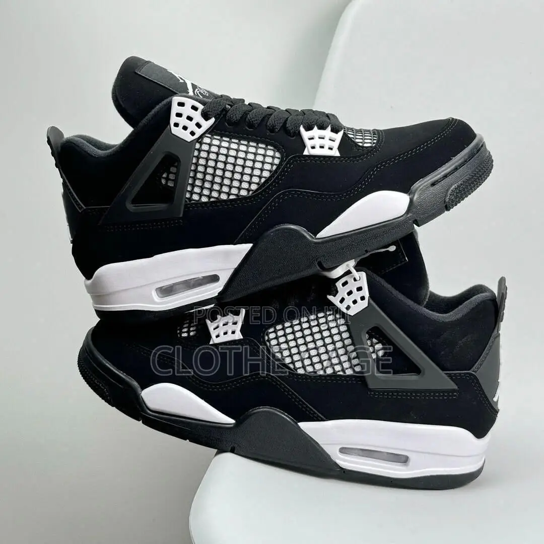 Air Jordan 4 Retro "White Thunder”