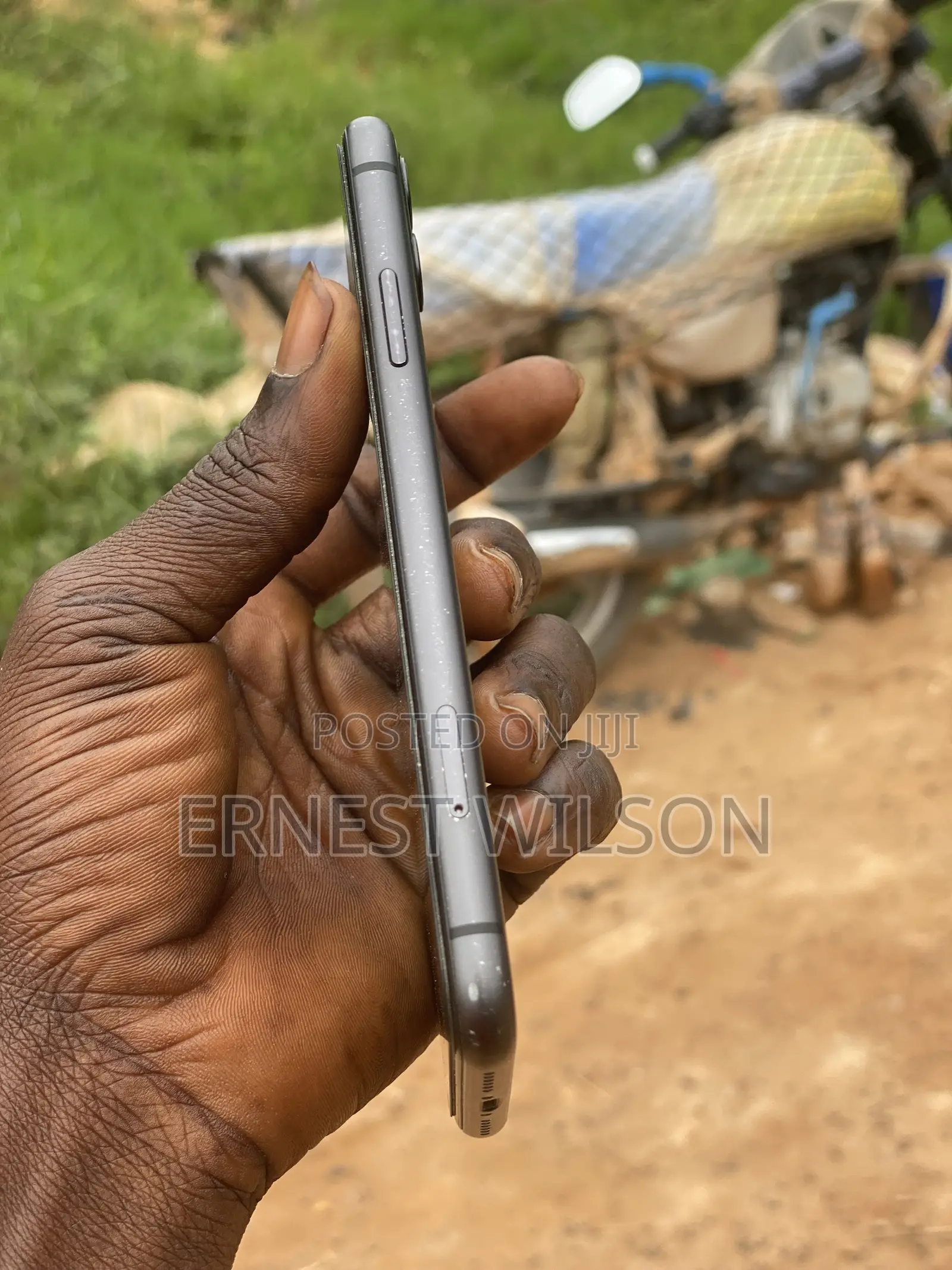 Apple iPhone 11 64 GB Black