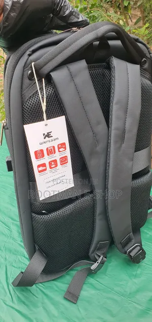 High-End Business Backpack Men's Waterproof Business Travel Laptop