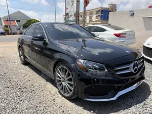 Mercedes-Benz C300 Luxury 4matic Sedan AWD (2.0L 4cyl 7A) 2017 Black