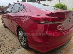 Hyundai Elantra 2017 Red