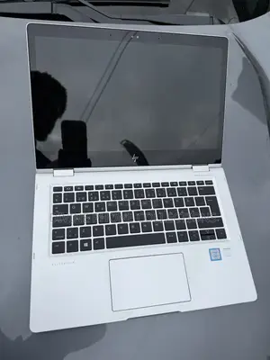 Laptop HP EliteBook x360 1030 G2 8GB Intel Core i5 SSD 256GB