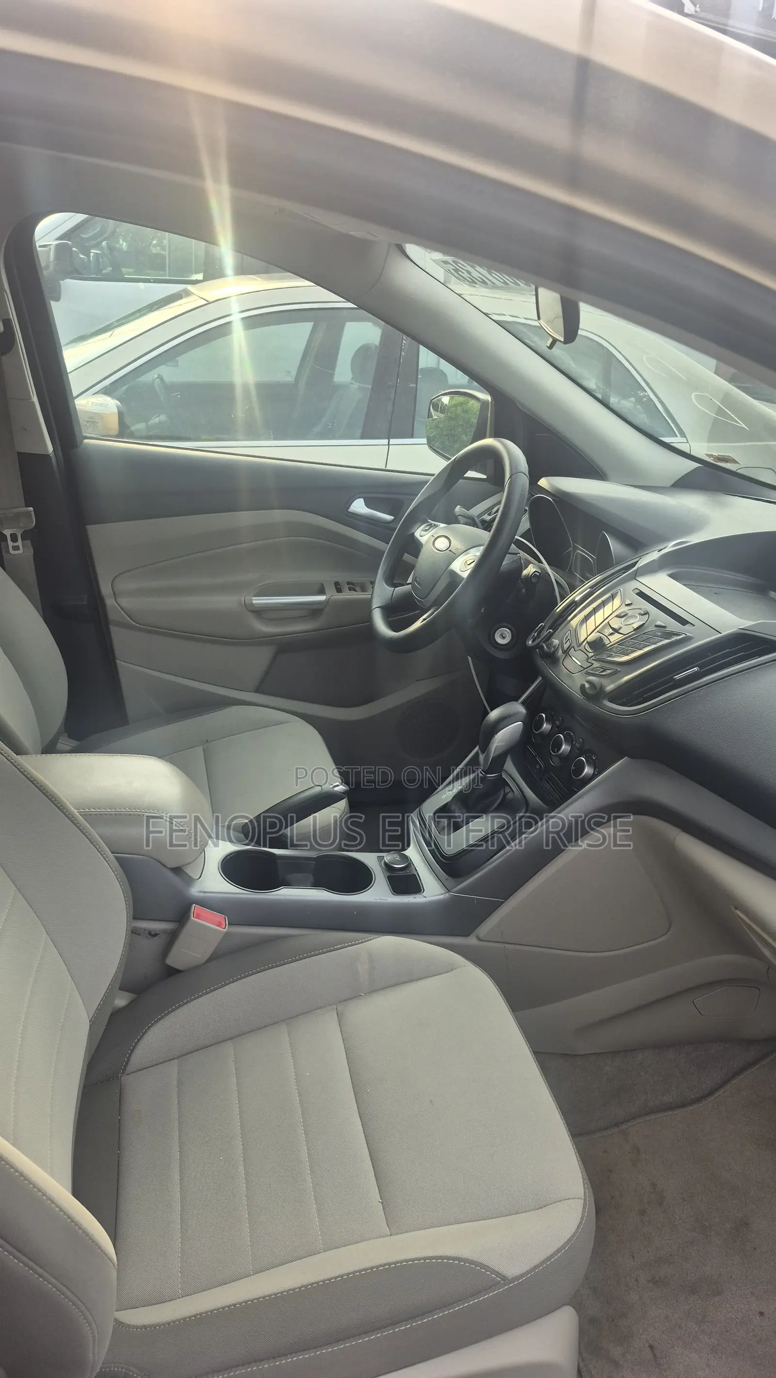 Ford Escape 2014 Gold