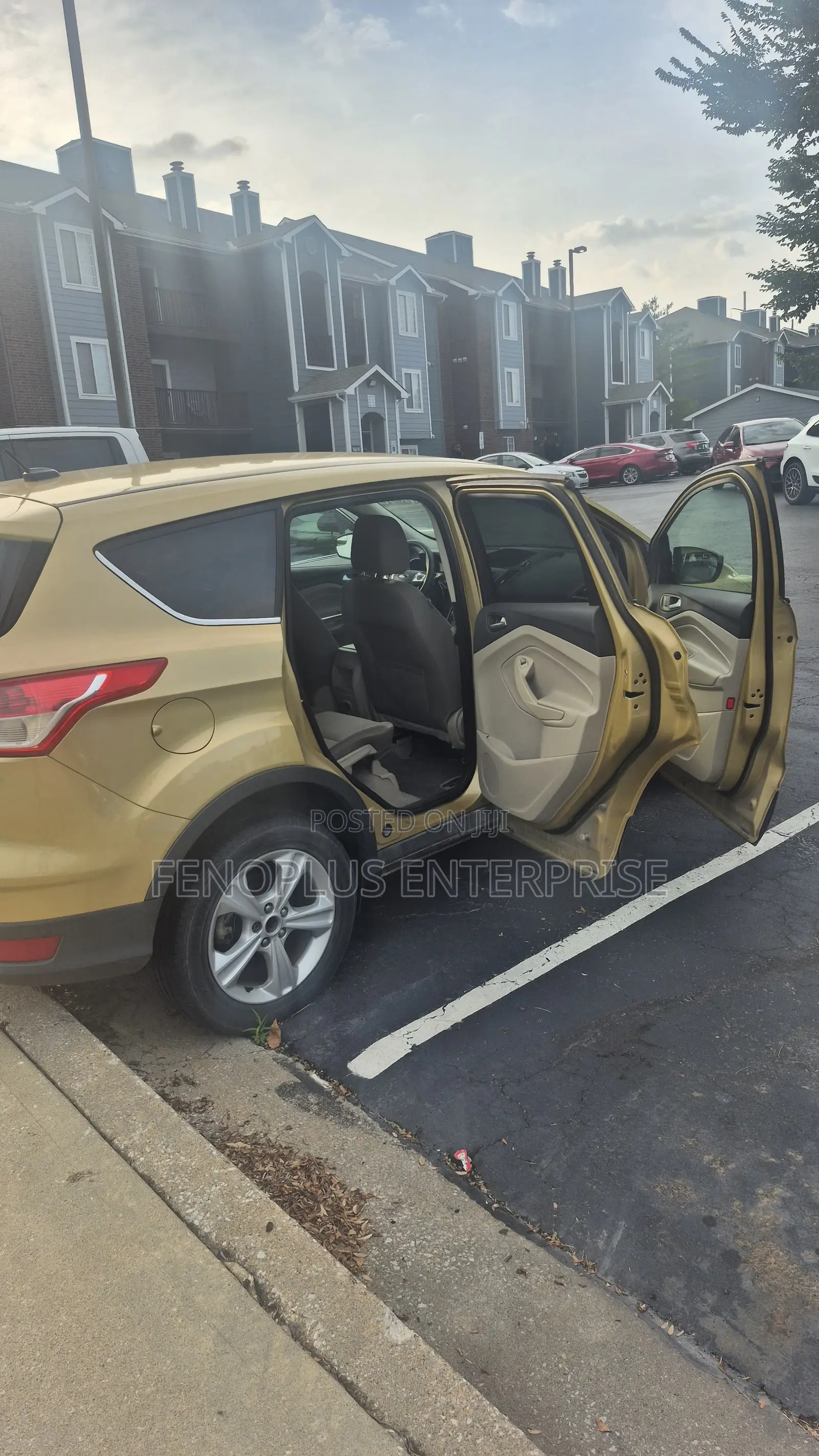 Ford Escape 2014 Gold