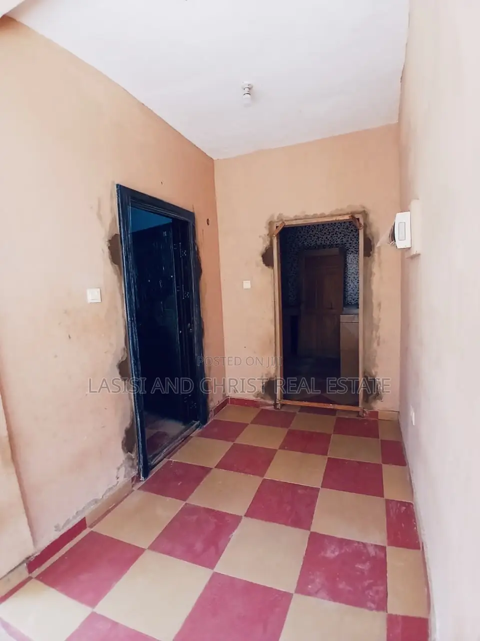 1bdrm Apartment in Lasisi And Christ, Amasaman for rent