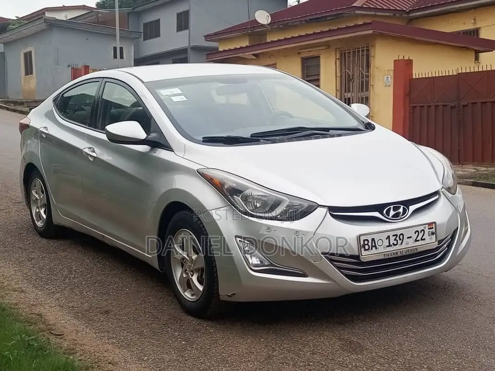 Hyundai Elantra 2013 Silver