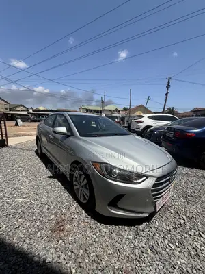 Hyundai Elantra SE 2018 Silver