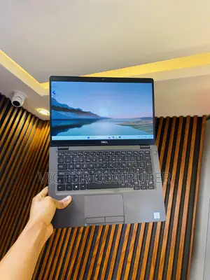 Laptop Dell Latitude 5300 8GB Intel Core i5 SSD 256GB