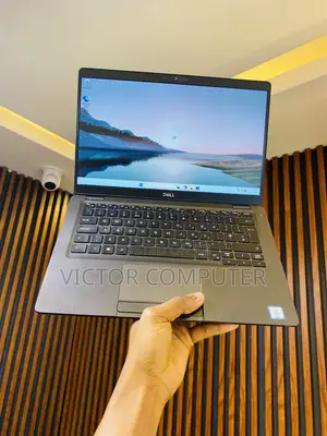 Laptop Dell Latitude 5300 8GB Intel Core i5 SSD 256GB