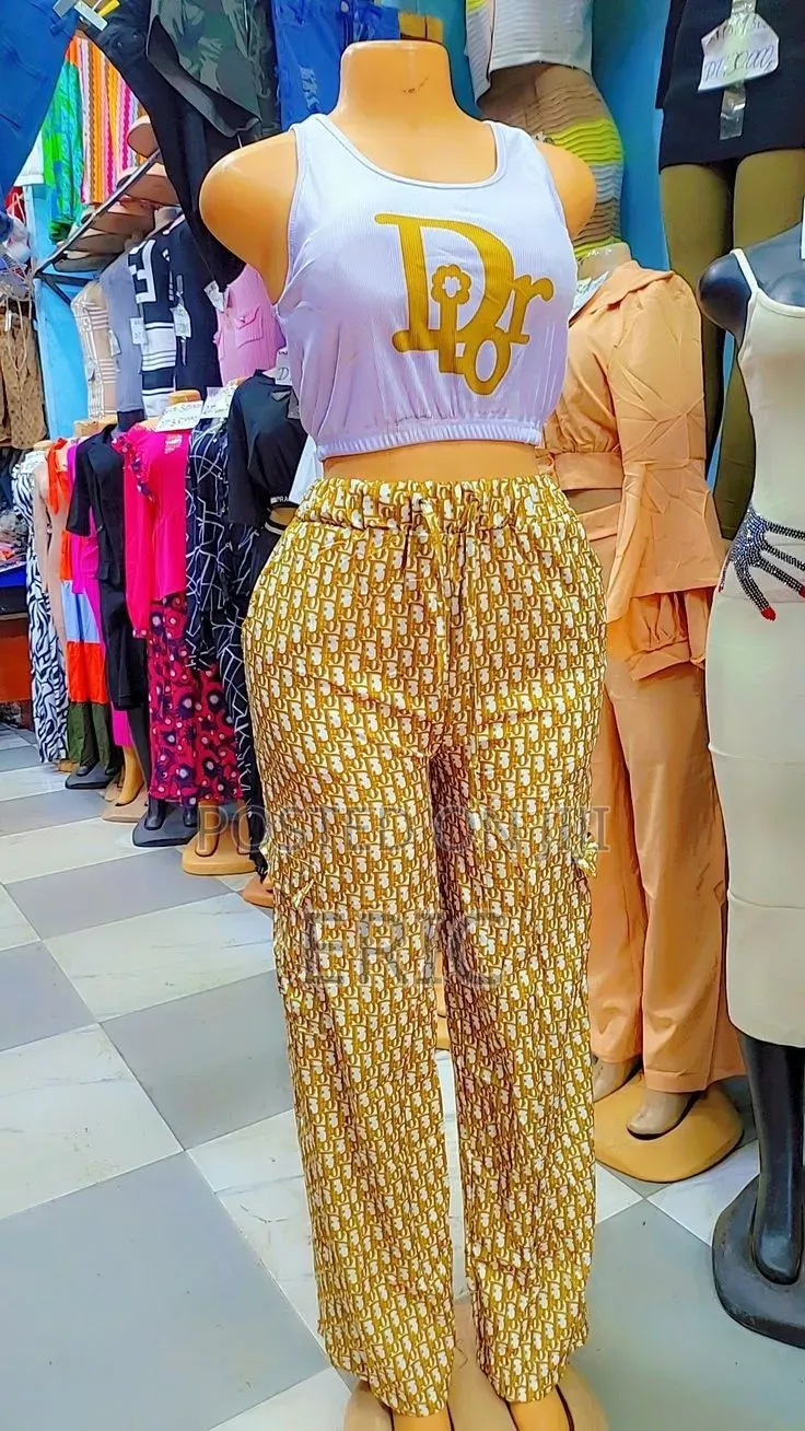 Ladies’ Fashionable Clothes – Quality & Affordable