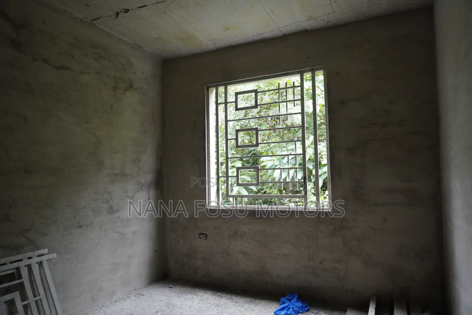 3bdrm House in Takoradi for sale