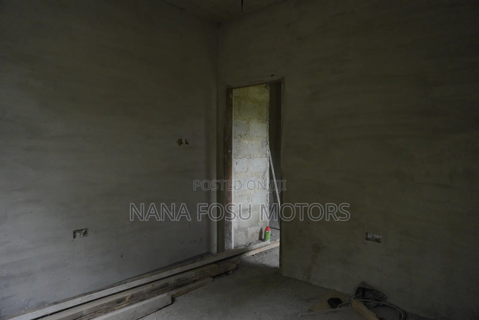 3bdrm House in Takoradi for sale