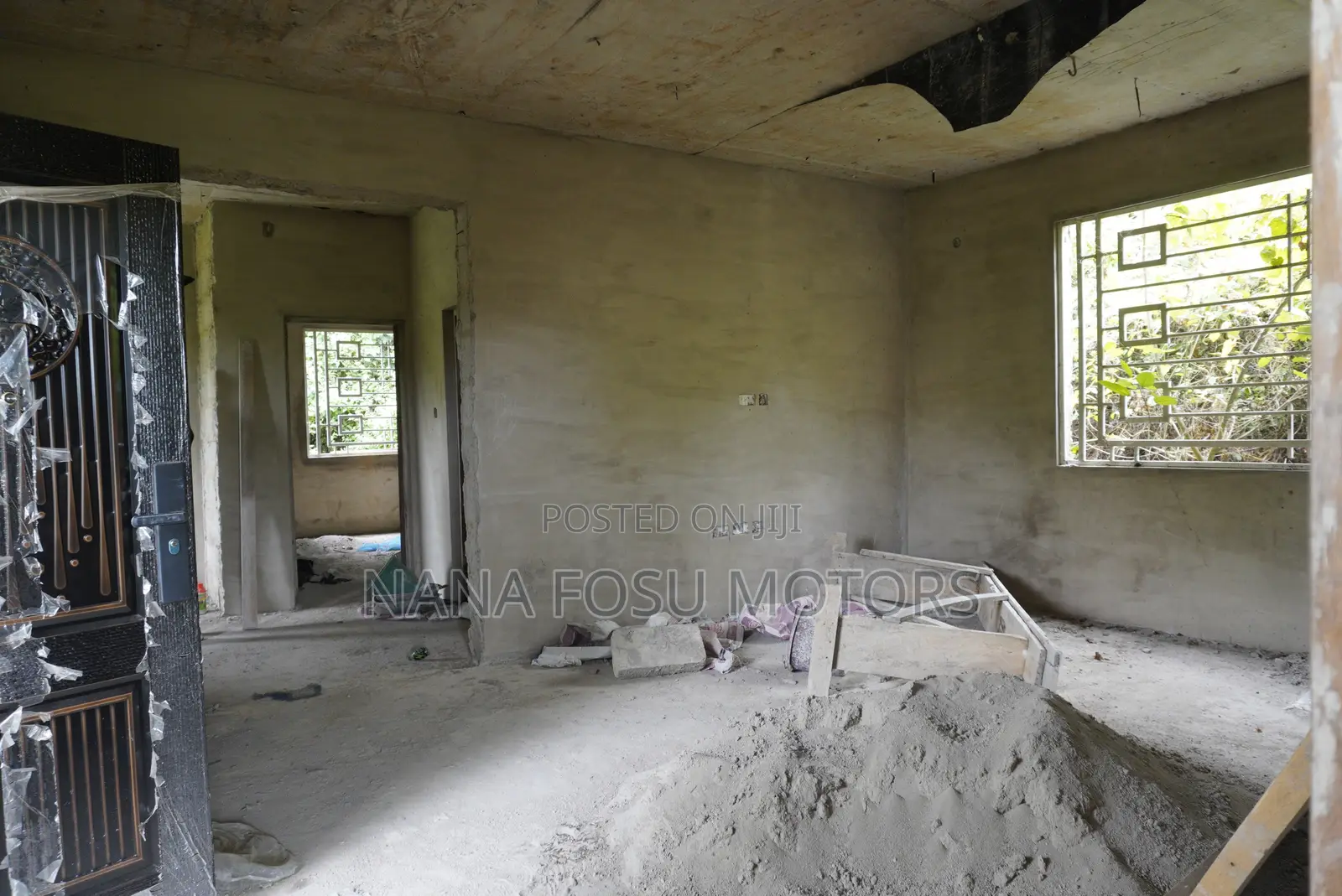3bdrm House in Takoradi for sale