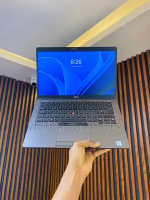 Laptop Dell Latitude 5400 8GB Intel Core i5 SSD 256GB