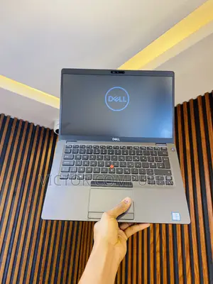 Laptop Dell Latitude 5400 8GB Intel Core i5 SSD 256GB