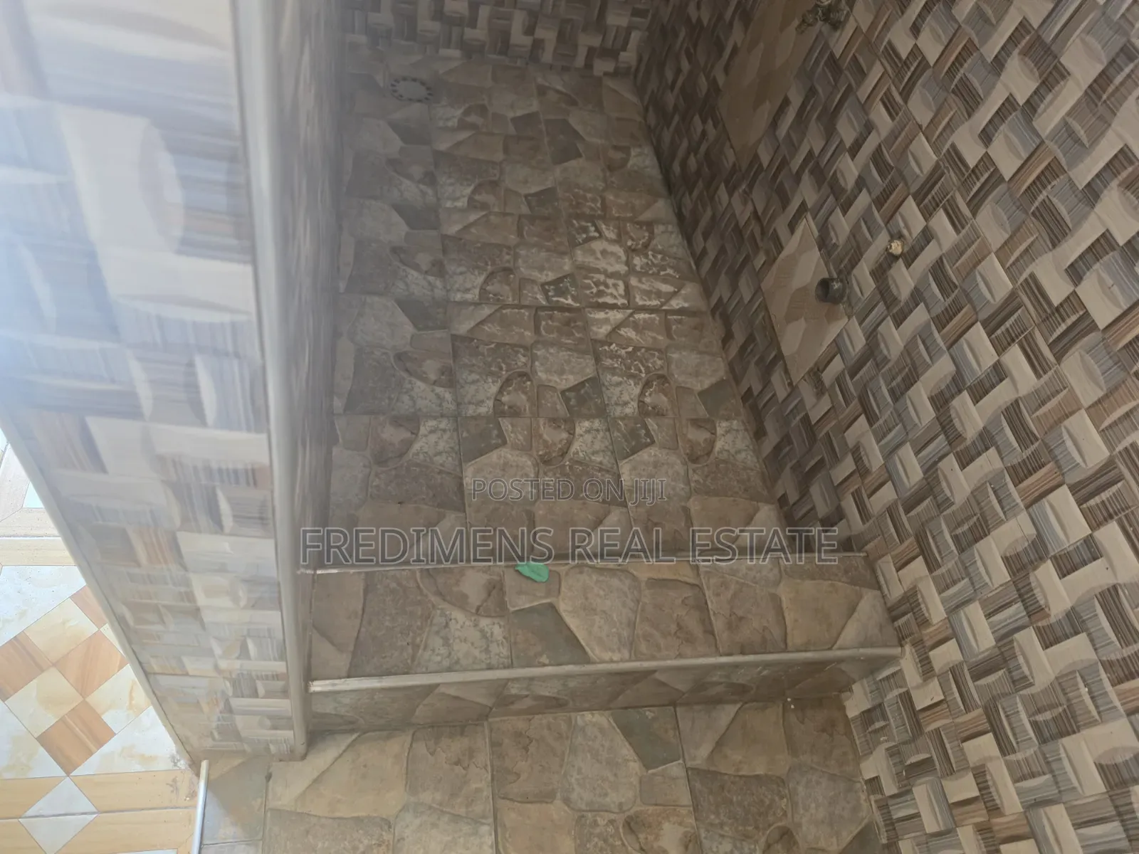 Mini Flat in Fredimens Real, Afigya-Kwabre for rent
