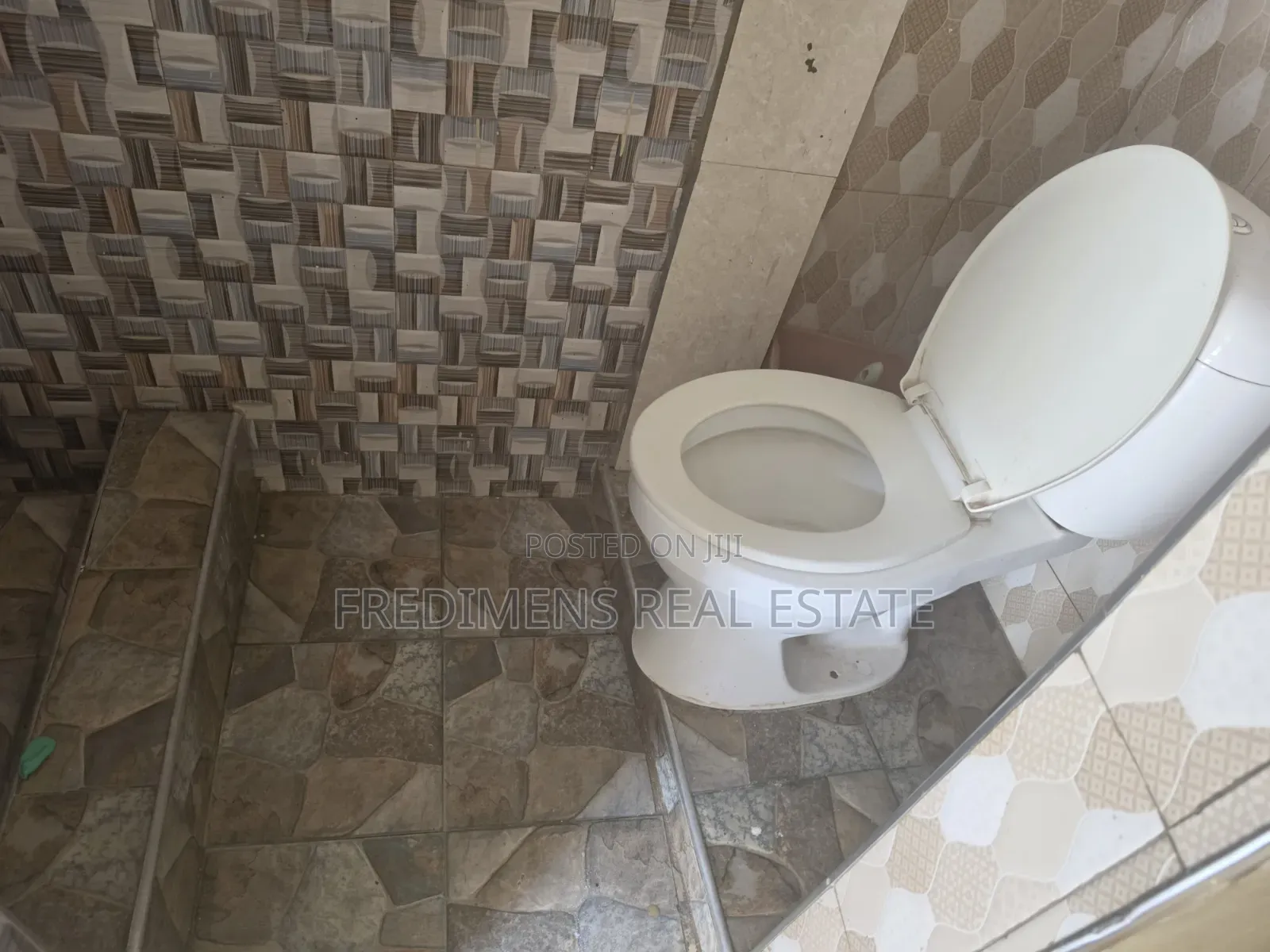 Mini Flat in Fredimens Real, Afigya-Kwabre for rent