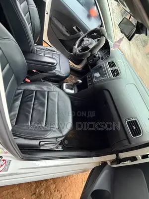 Volkswagen Polo 2014 White