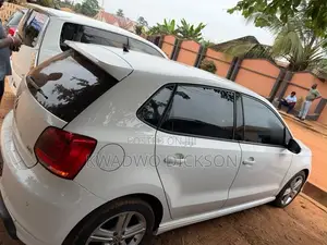 Volkswagen Polo 2014 White
