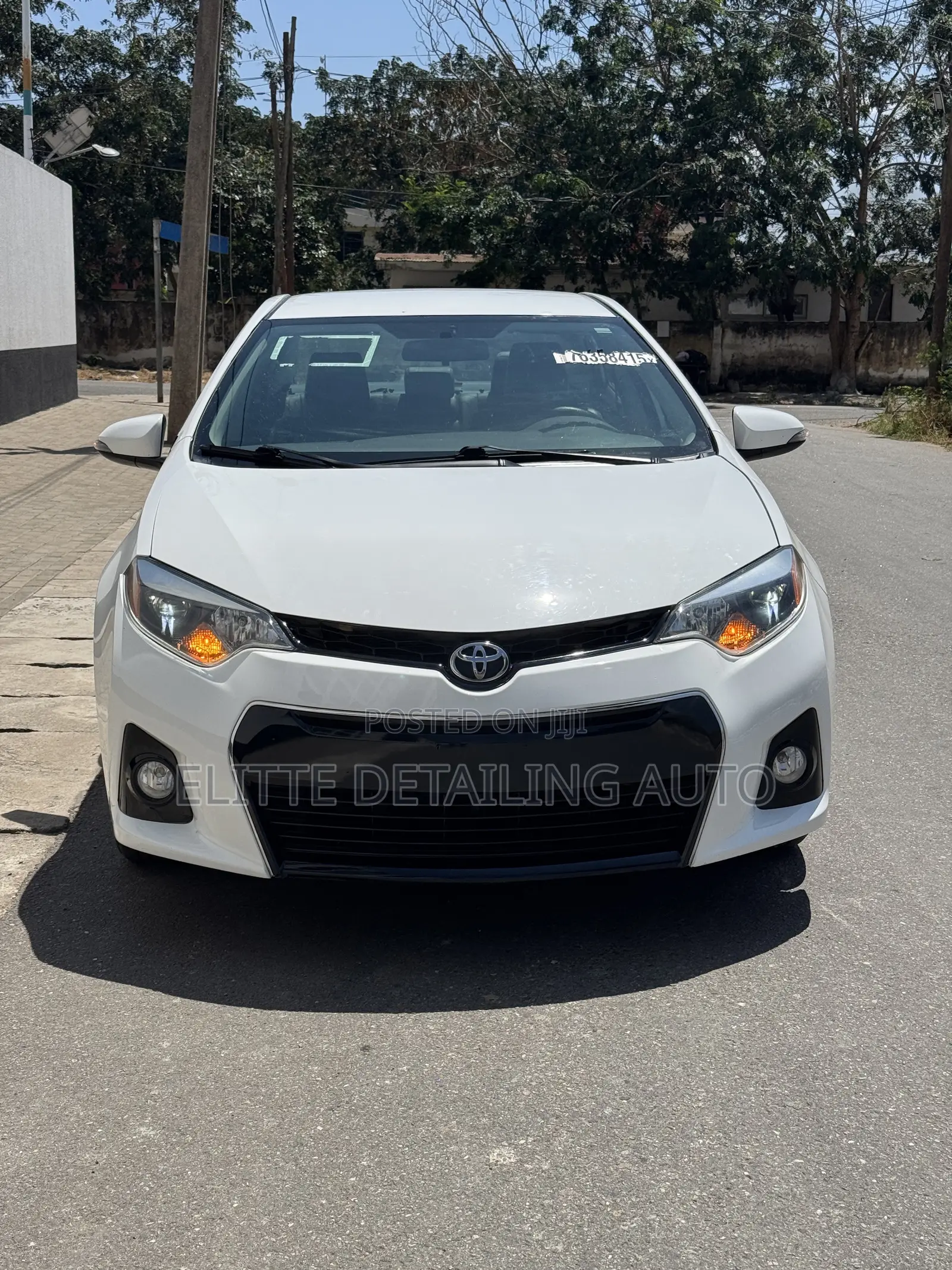 Toyota Corolla S 4dr Sedan (1.8L 4cyl CVT) 2016 White
