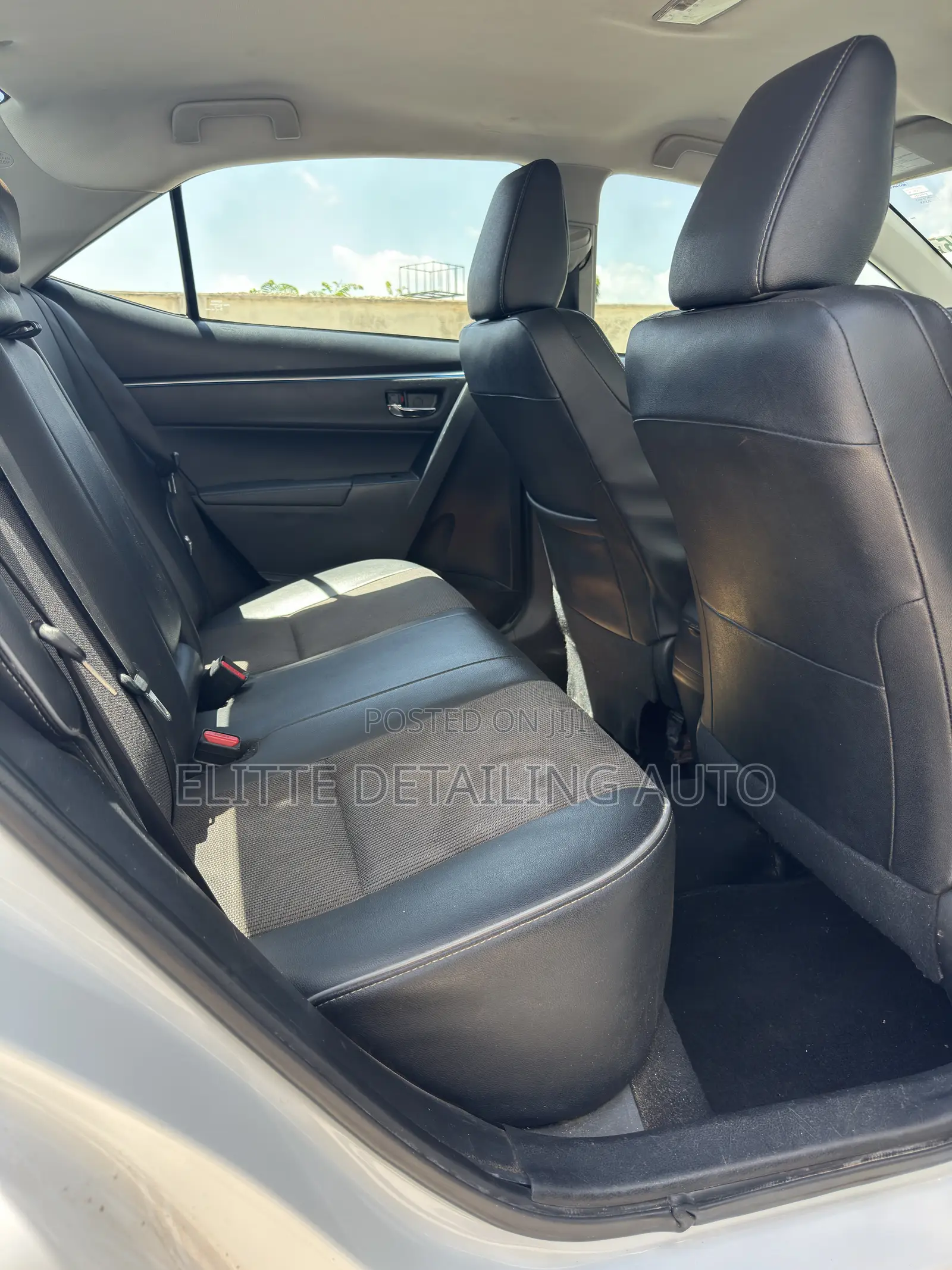 Toyota Corolla S 4dr Sedan (1.8L 4cyl CVT) 2016 White