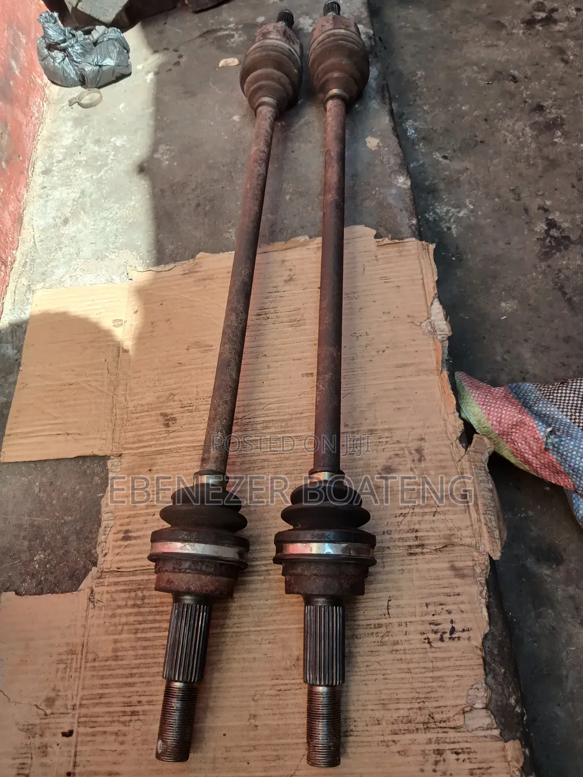Nissan ROGUEx4 Back Shalft