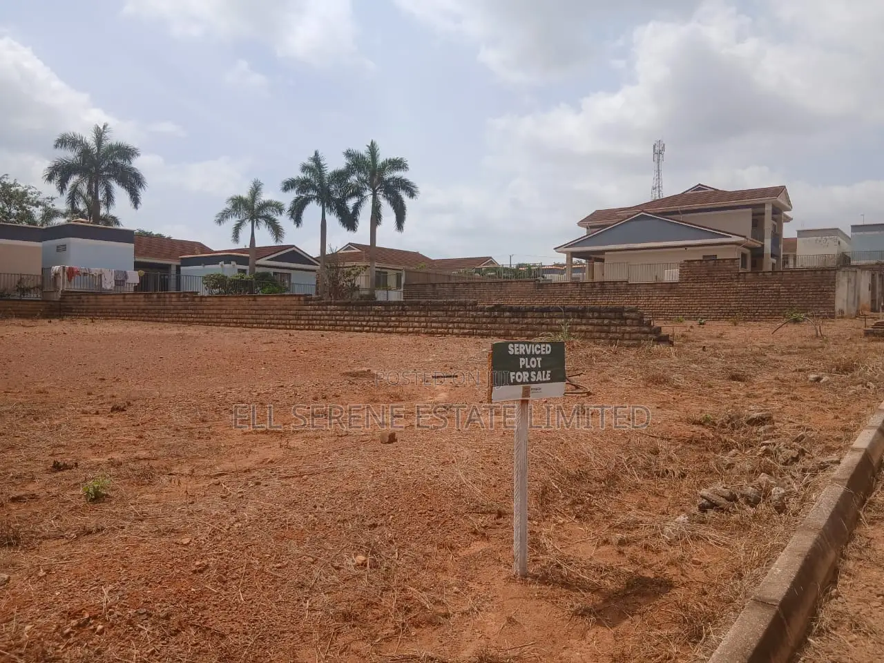 Serviced Plots in Gated Estate