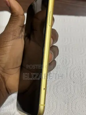 Apple iPhone 11 128 GB Yellow