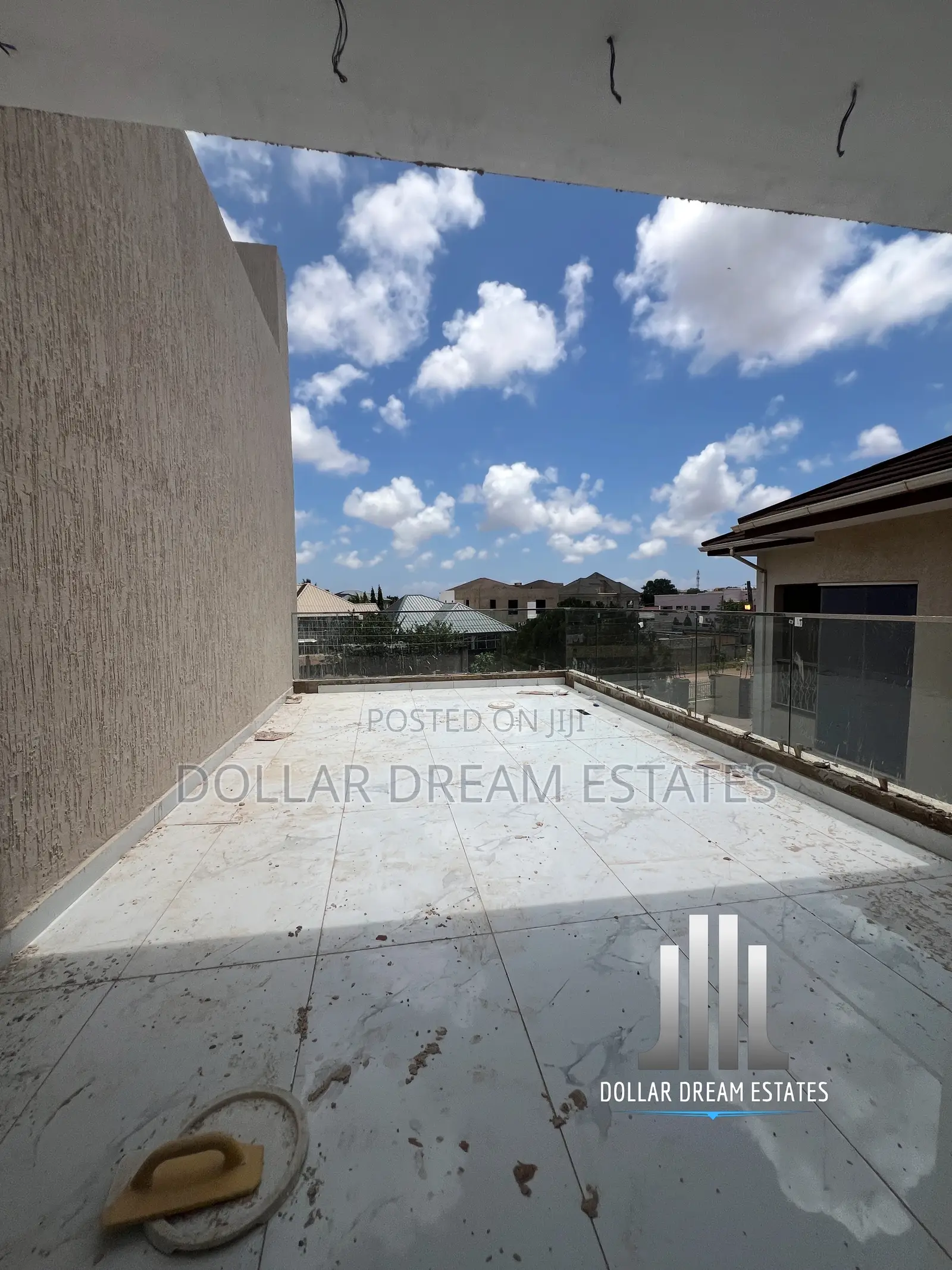 5bdrm House in Adjiriganor for sale