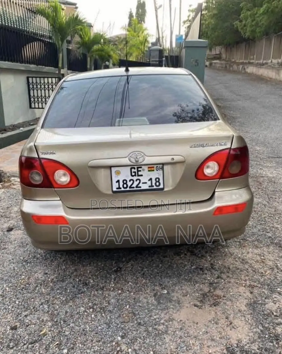 Toyota Corolla 1.4 C Limousine Luna 2005 Gold