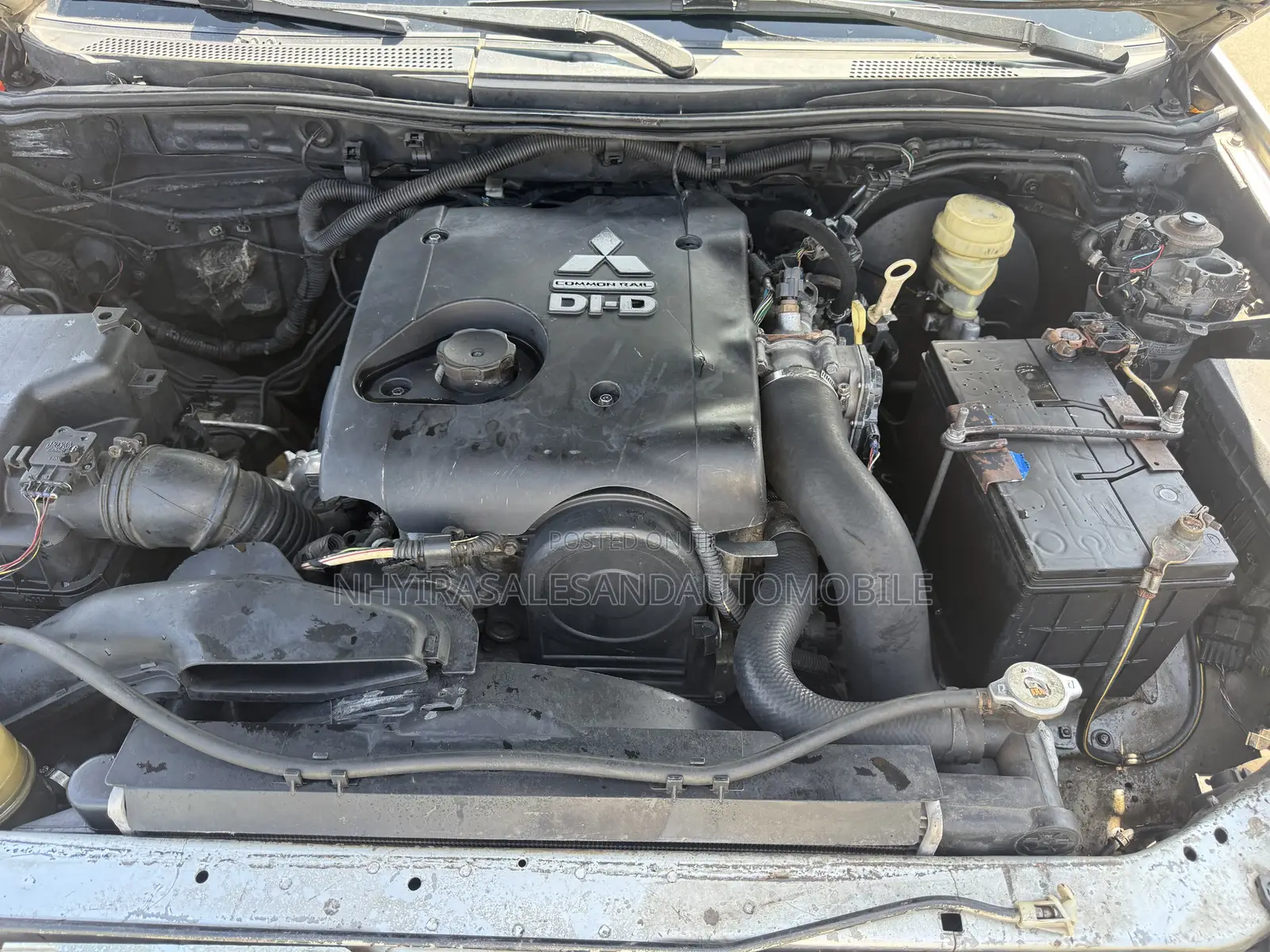 Mitsubishi L200 Club Cab 2.5 180hp 4WD 2012 Silver