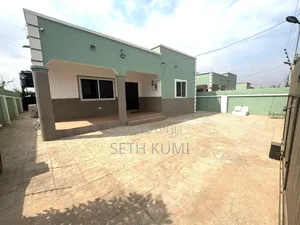 Furnished 3bdrm House in Adom Estate, Community 25 for sale