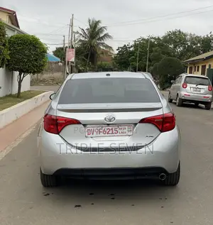 Toyota Corolla XSE (1.8L 4cyl 2A) 2019 Black