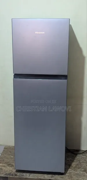 Slightly New Fridge Hisense 154 Liters