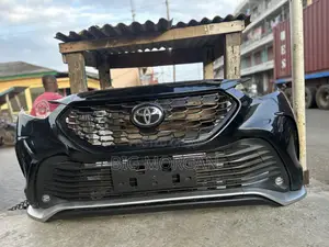 Toyota Highlander 2020 2021 2022 2023 Front Bumper Complete