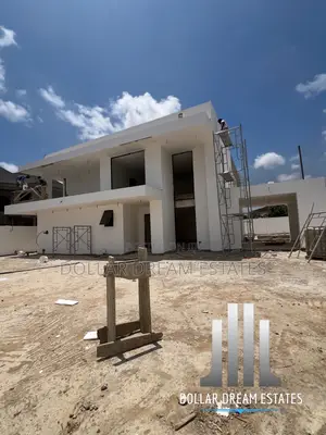 5bdrm House in Adjiriganor for sale