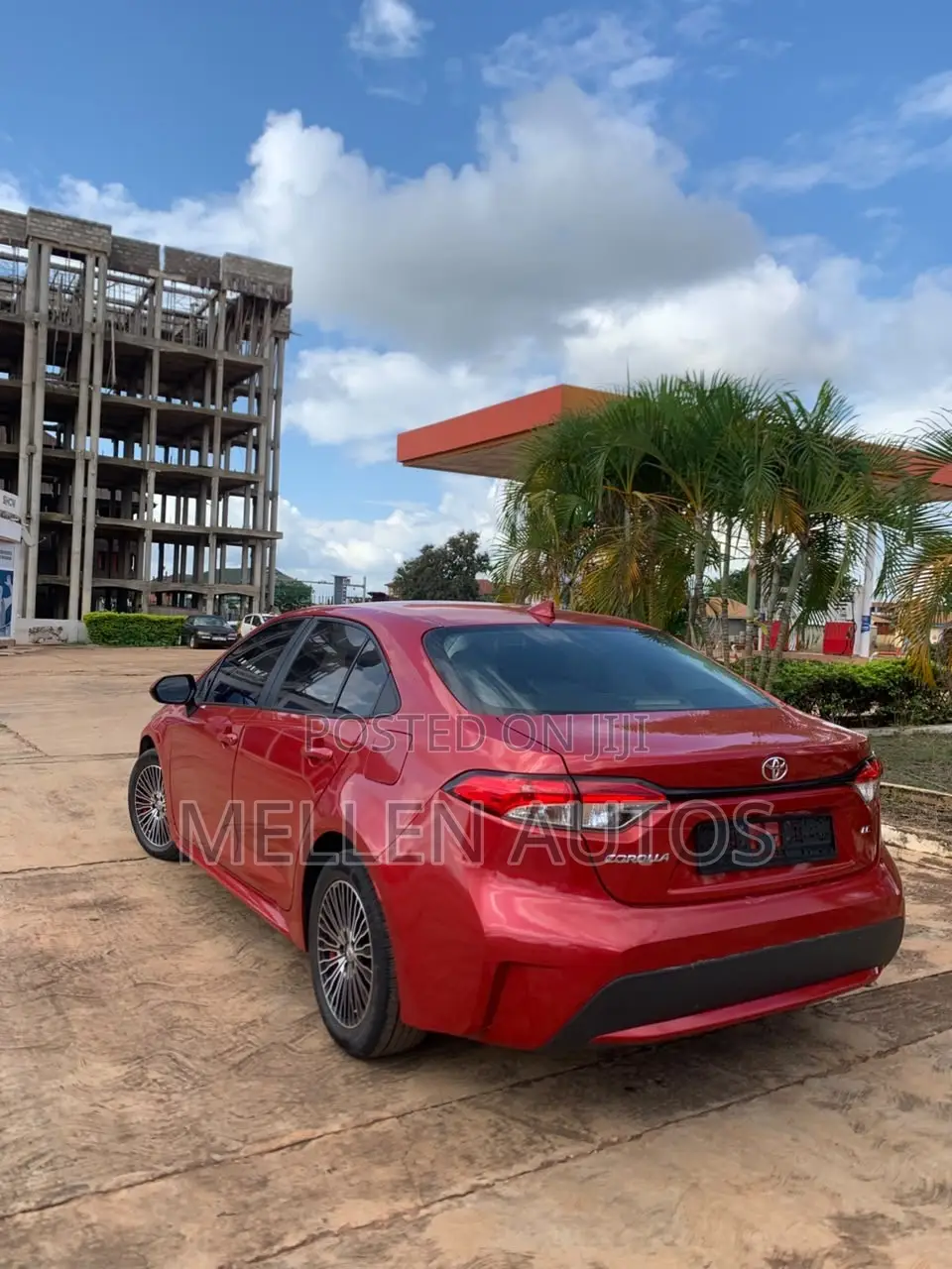 Toyota Corolla LE 2021 Red
