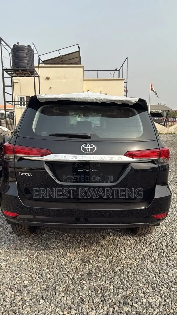 New Toyota Fortuner 2025 Black